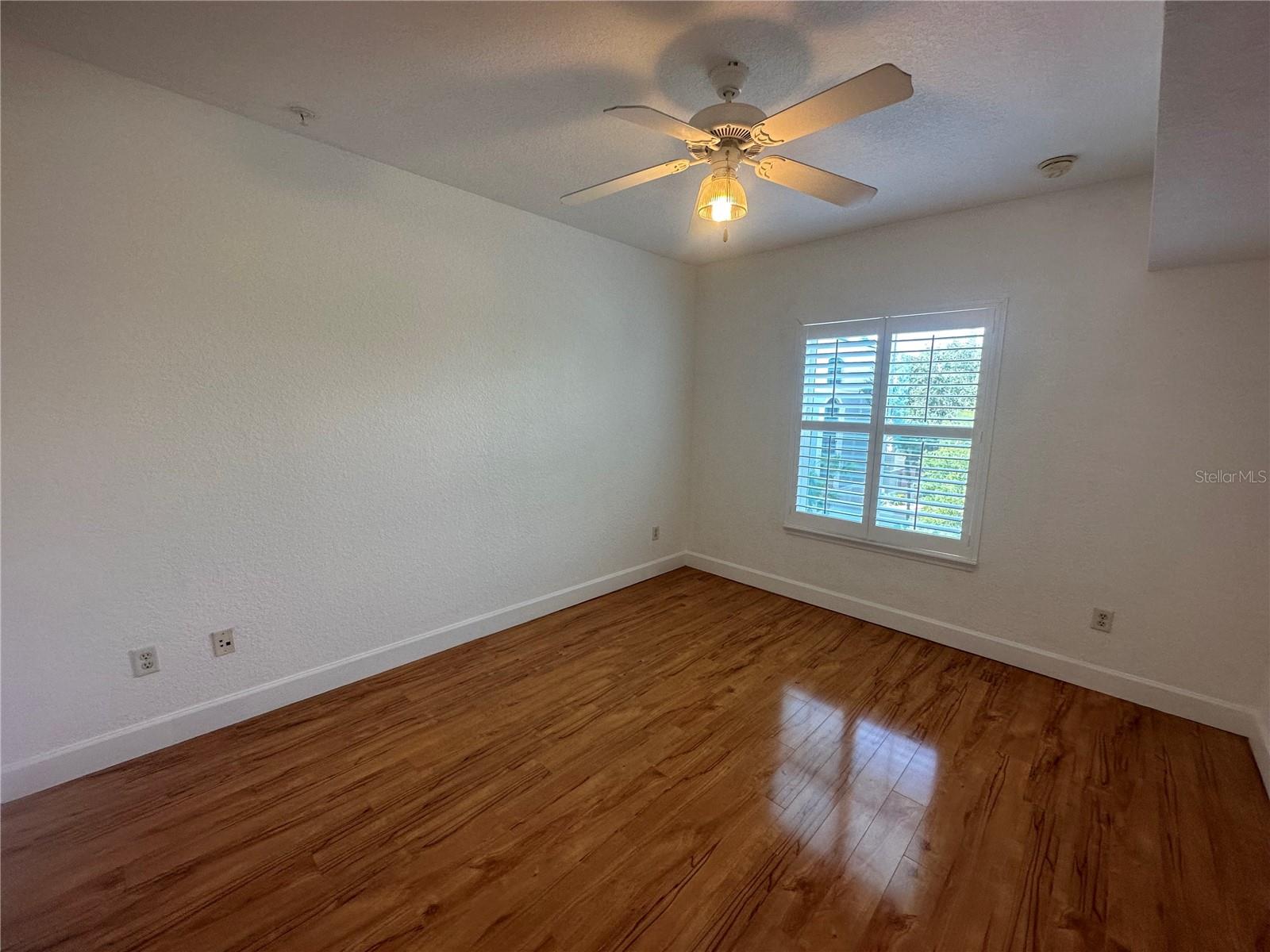 Image 17 of 35 For 304 South Street 5020