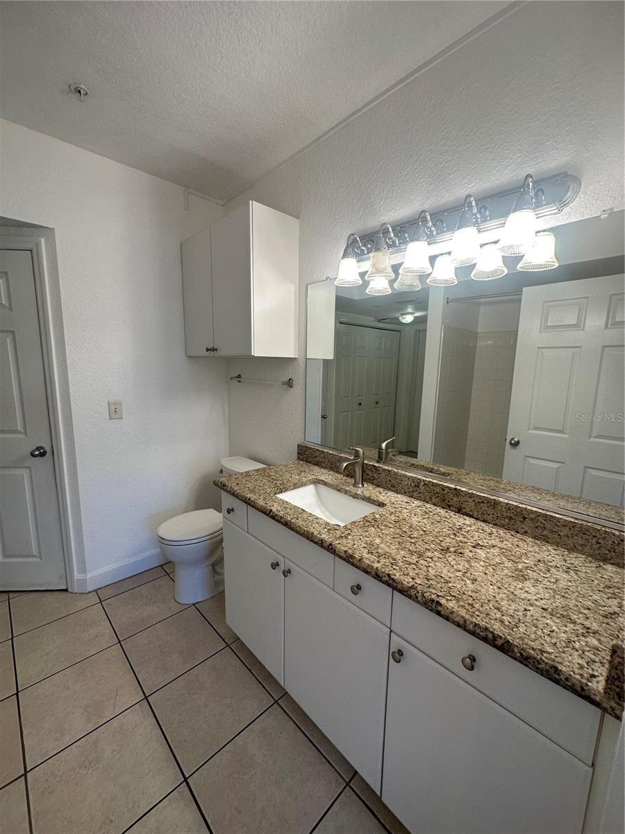 Image 21 of 35 For 304 South Street 5020