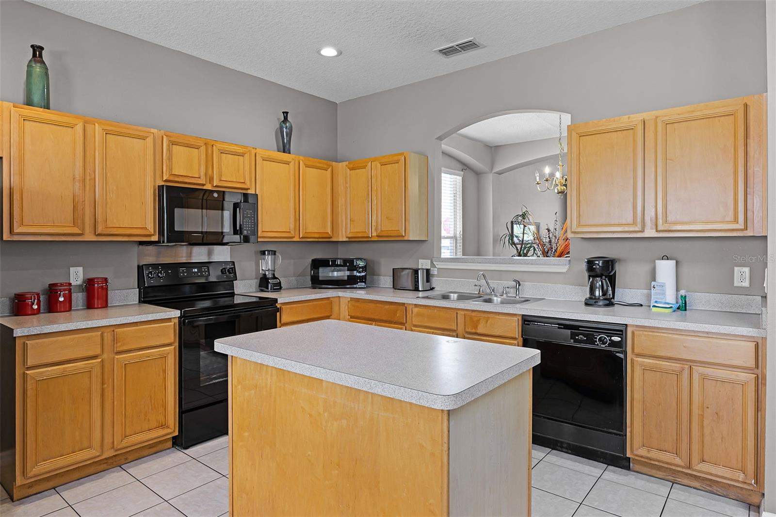 Image 10 of 55 For 209 Rosso Drive
