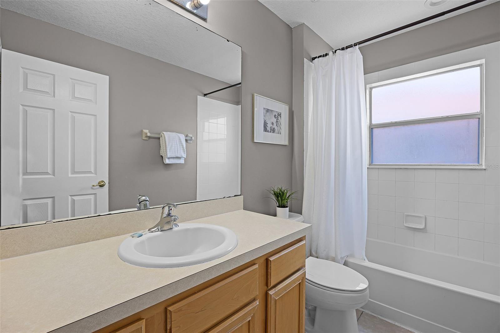 Image 17 of 55 For 209 Rosso Drive