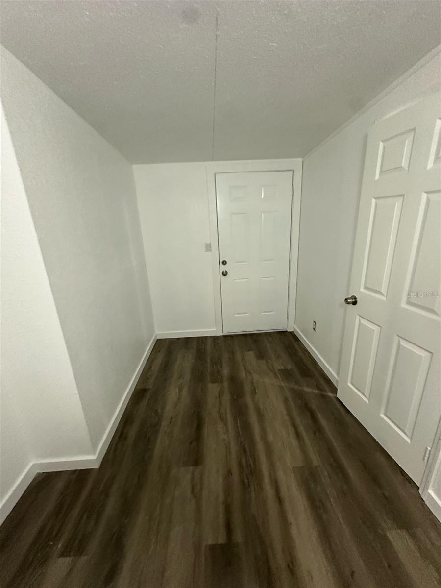 Image 12 of 20 For 3000 Clarcona Road 2828