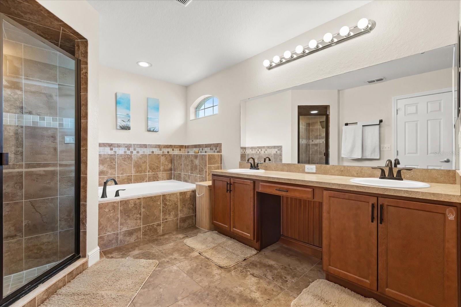 Image 12 of 31 For 131 Highland Meadows Place