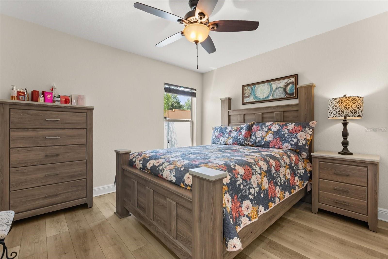 Image 16 of 31 For 131 Highland Meadows Place