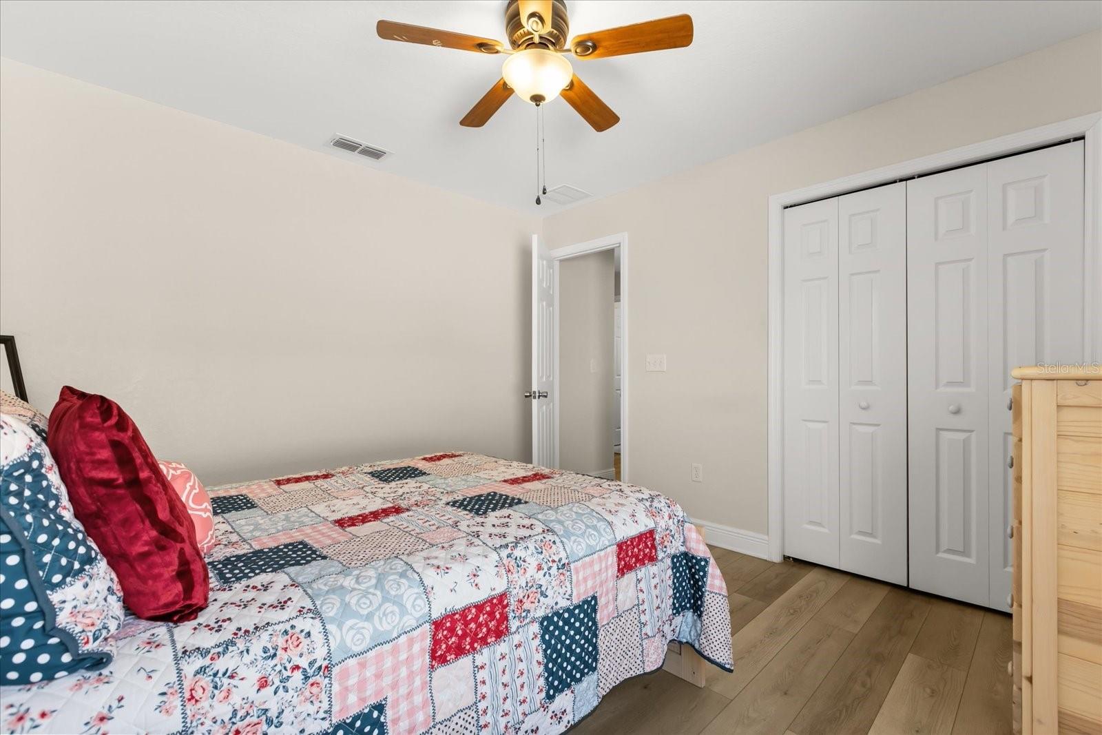Image 19 of 31 For 131 Highland Meadows Place