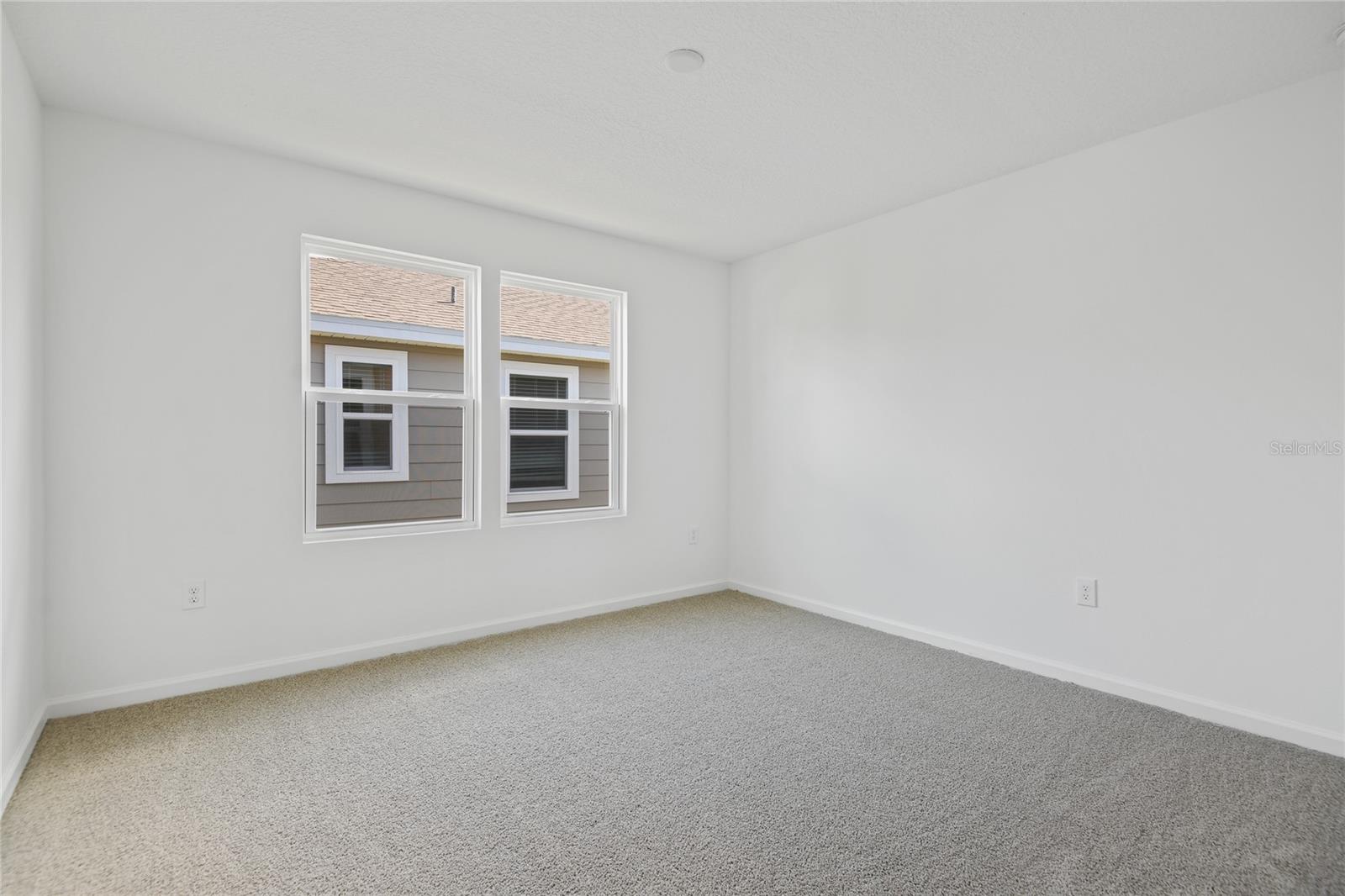 Image 12 of 19 For 741 Lake Dell Avenue