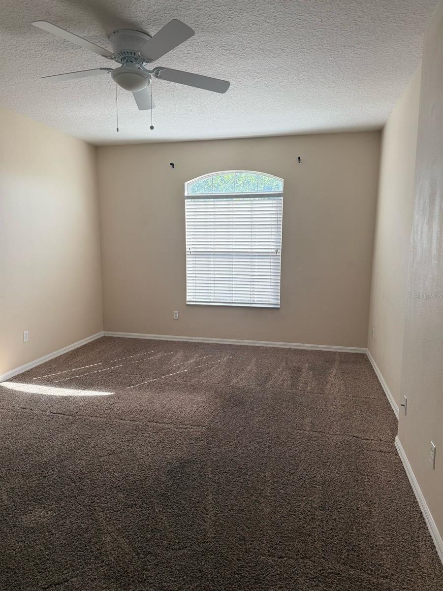 Image 16 of 20 For 692 Seabrook Court 202