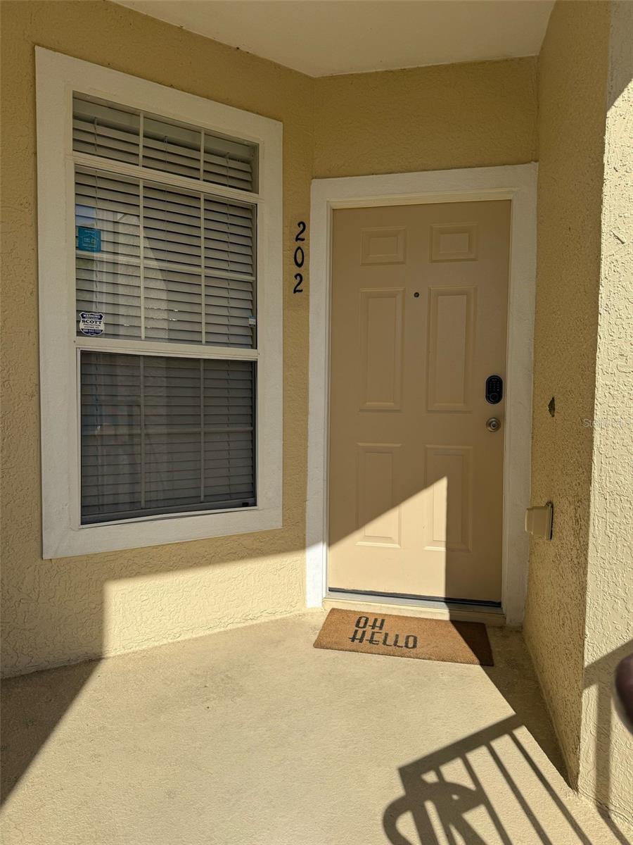 Image 2 of 20 For 692 Seabrook Court 202