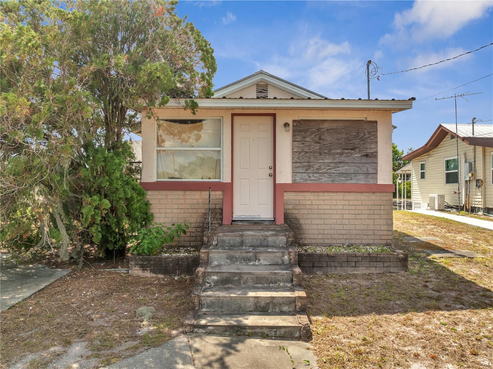 Image 8 of 42 For 1626 Salmon Street