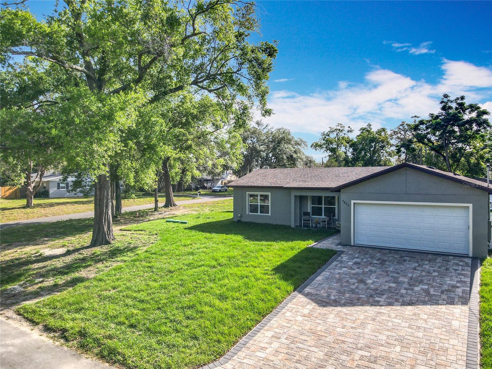 Image 2 of 54 For 7823 Bell Boulevard