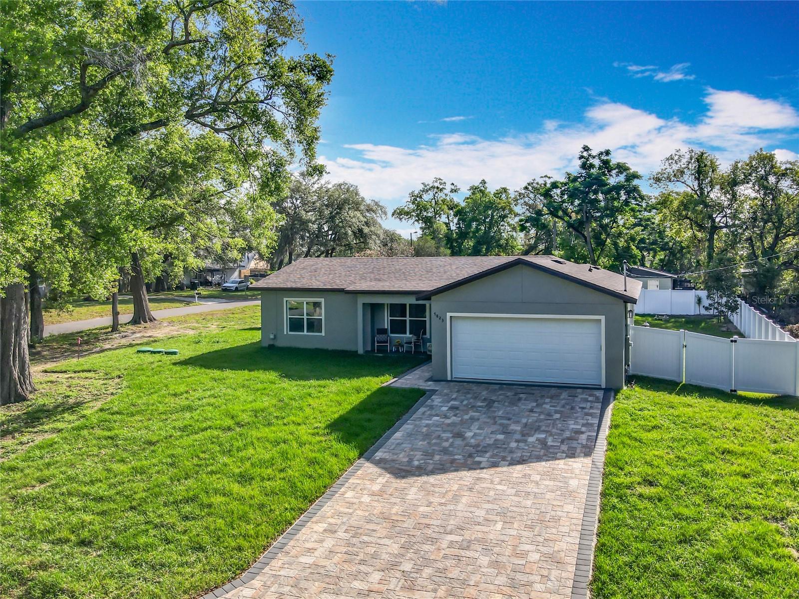 Image 3 of 54 For 7823 Bell Boulevard
