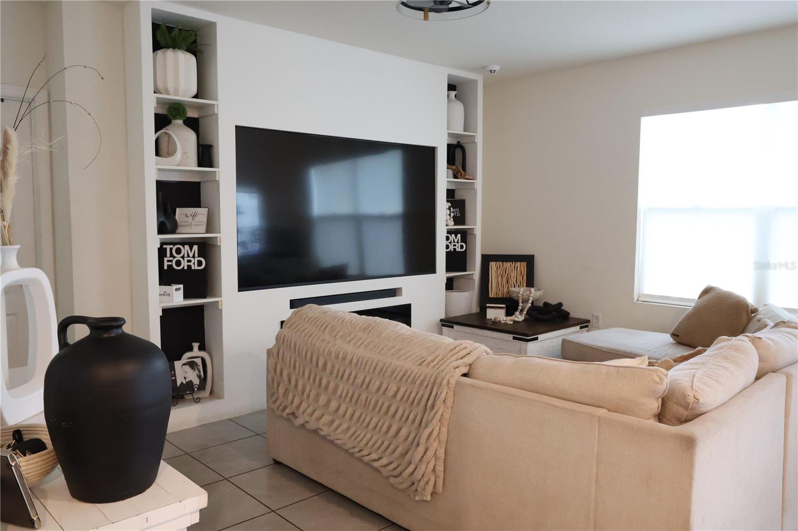 Listing photo id 9 for 11273 Amber Ridge Drive