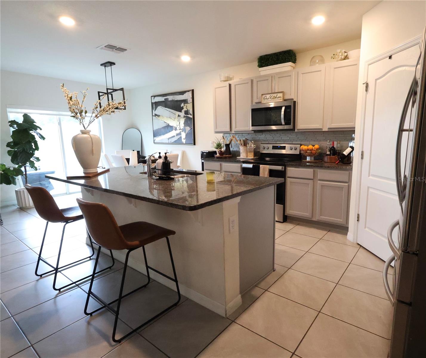 Listing photo id 4 for 11273 Amber Ridge Drive