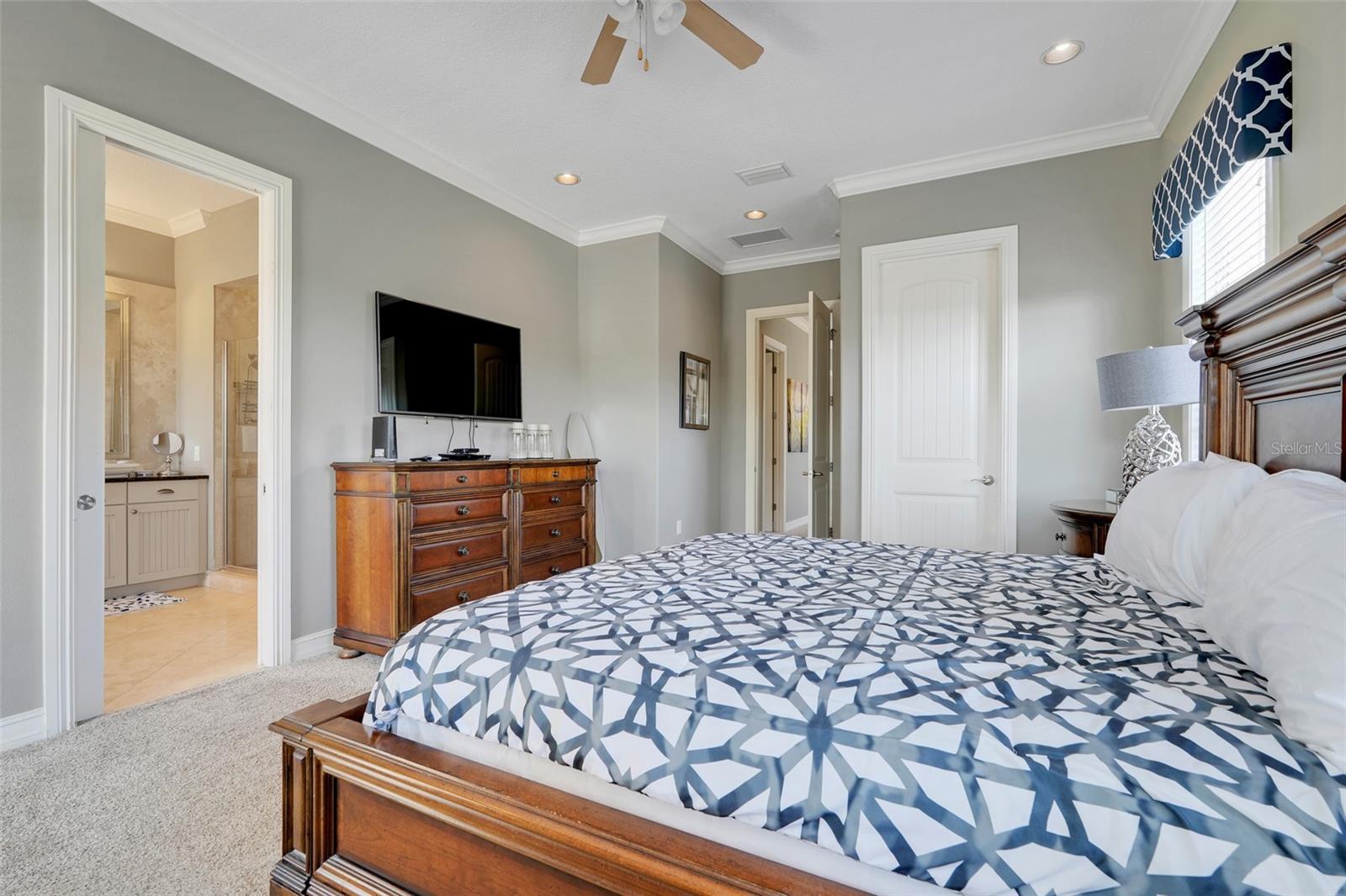Image 40 of 57 For 1021 Castle Pines Court