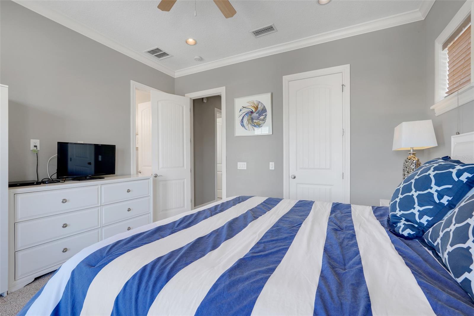 Image 44 of 57 For 1021 Castle Pines Court