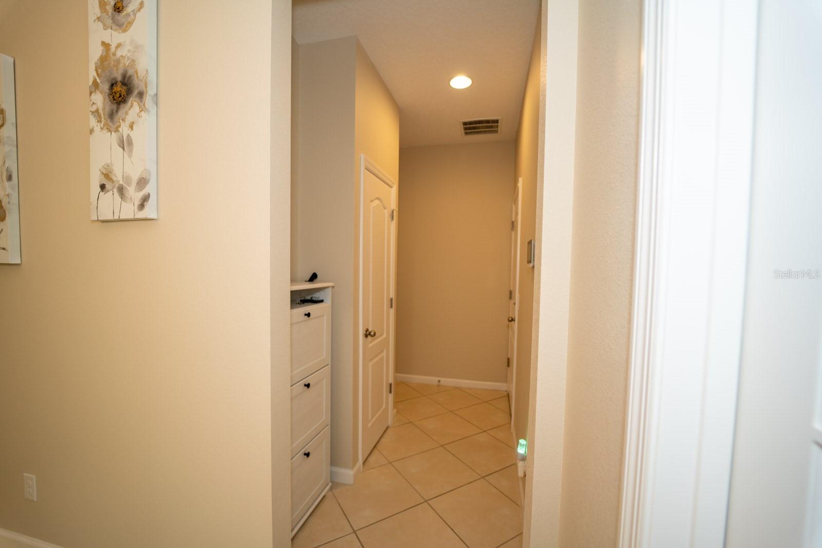 Image 19 of 34 For 3298 Stratton Circle