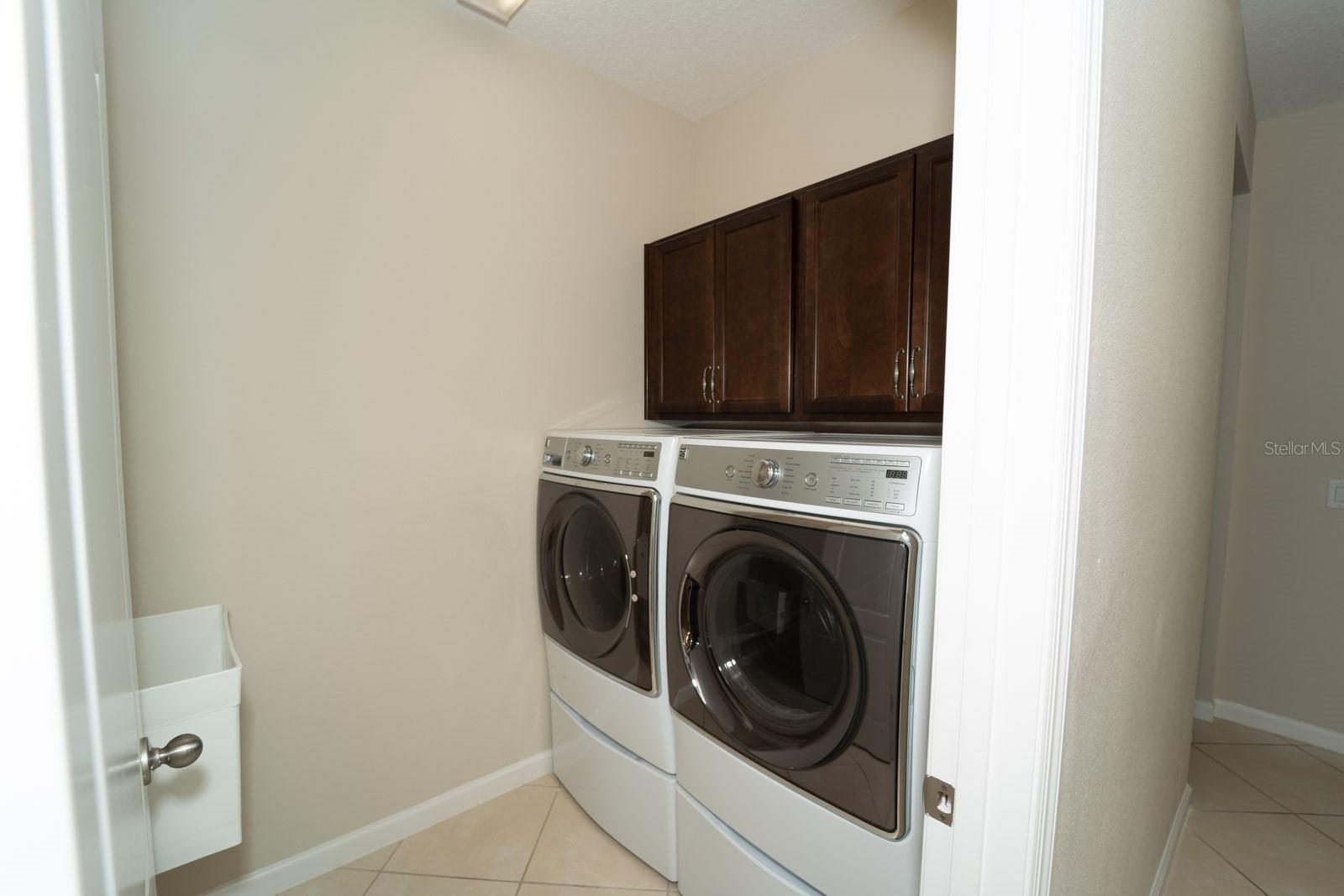 Image 21 of 34 For 3298 Stratton Circle