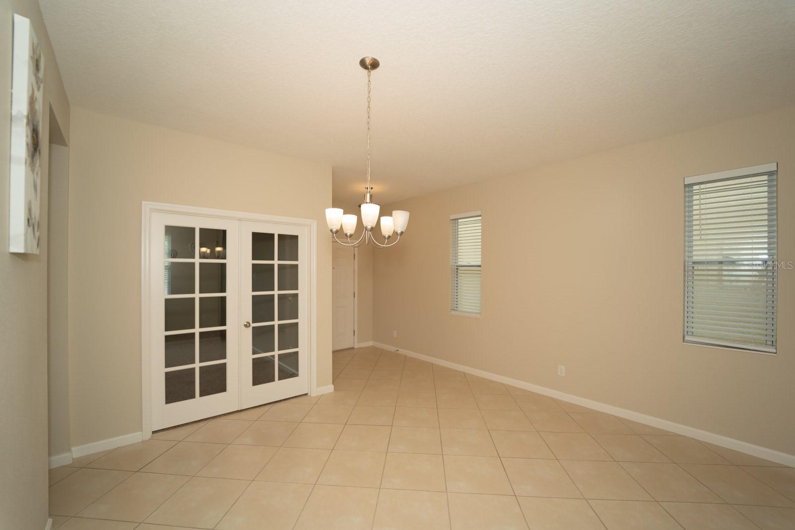 Image 6 of 34 For 3298 Stratton Circle