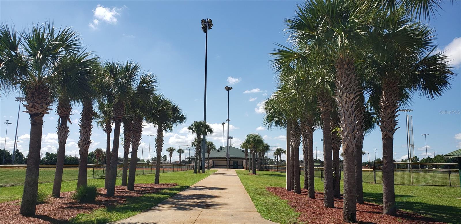 Image 14 of 18 For 158 Violet Court