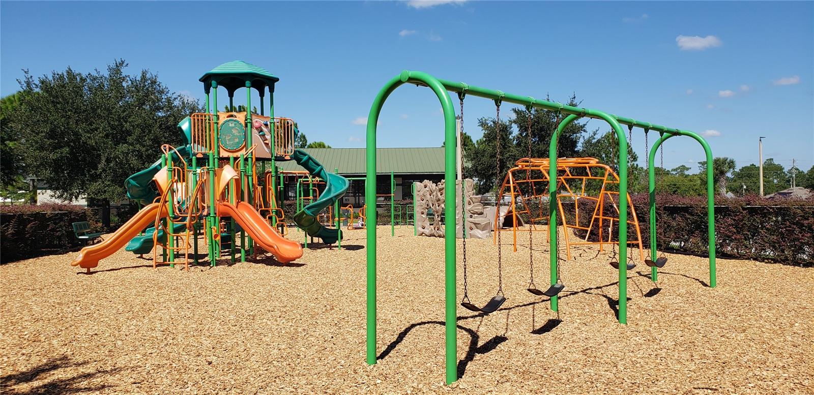 Image 15 of 18 For 158 Violet Court