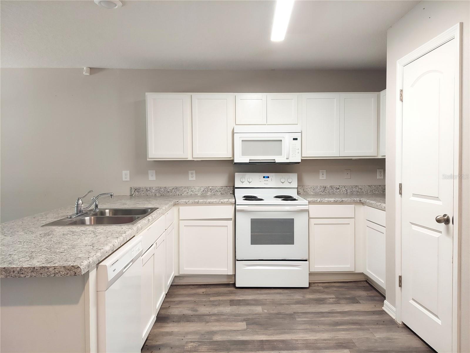 Image 3 of 18 For 158 Violet Court