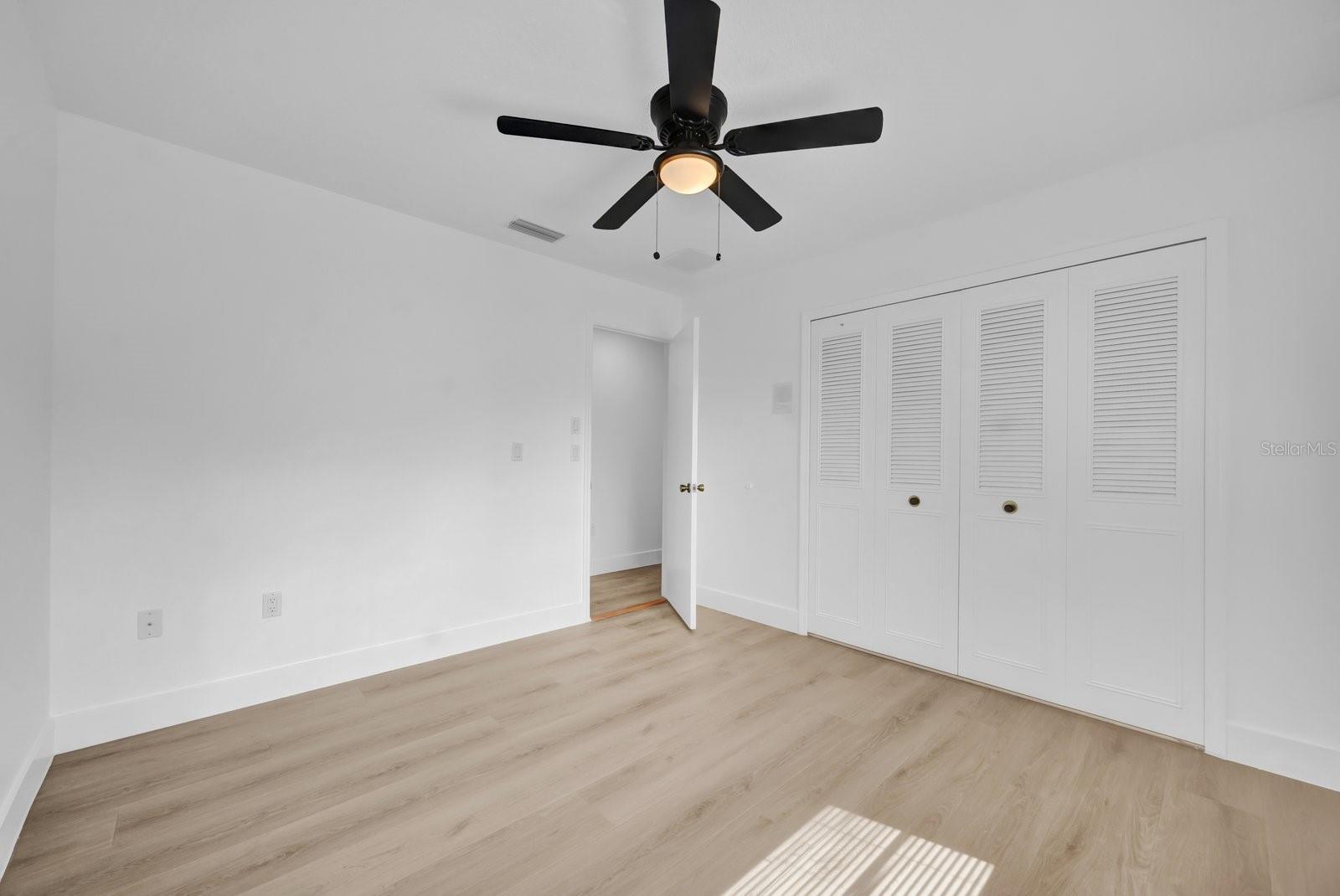 Image 11 of 19 For 8135 Sandberry Boulevard
