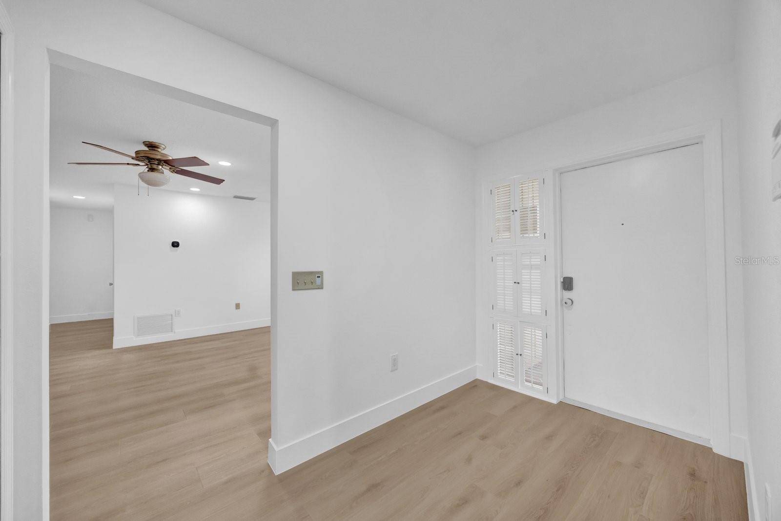 Image 3 of 19 For 8135 Sandberry Boulevard