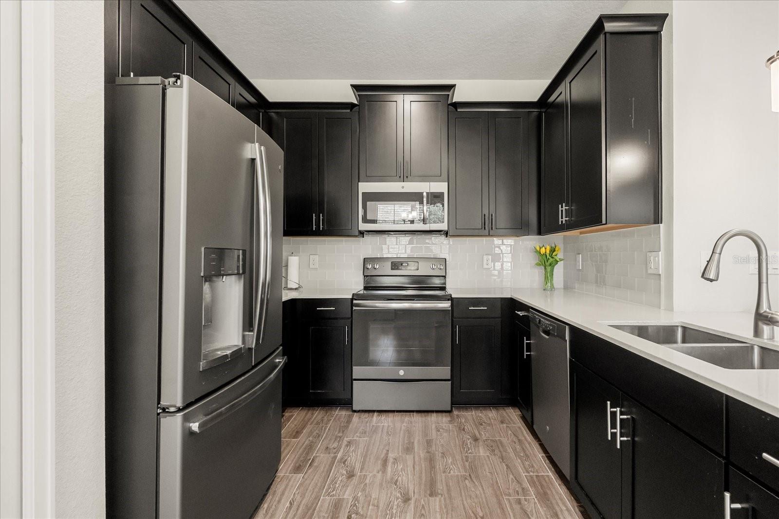 Image 2 of 33 For 11120 Whistling Pine Way