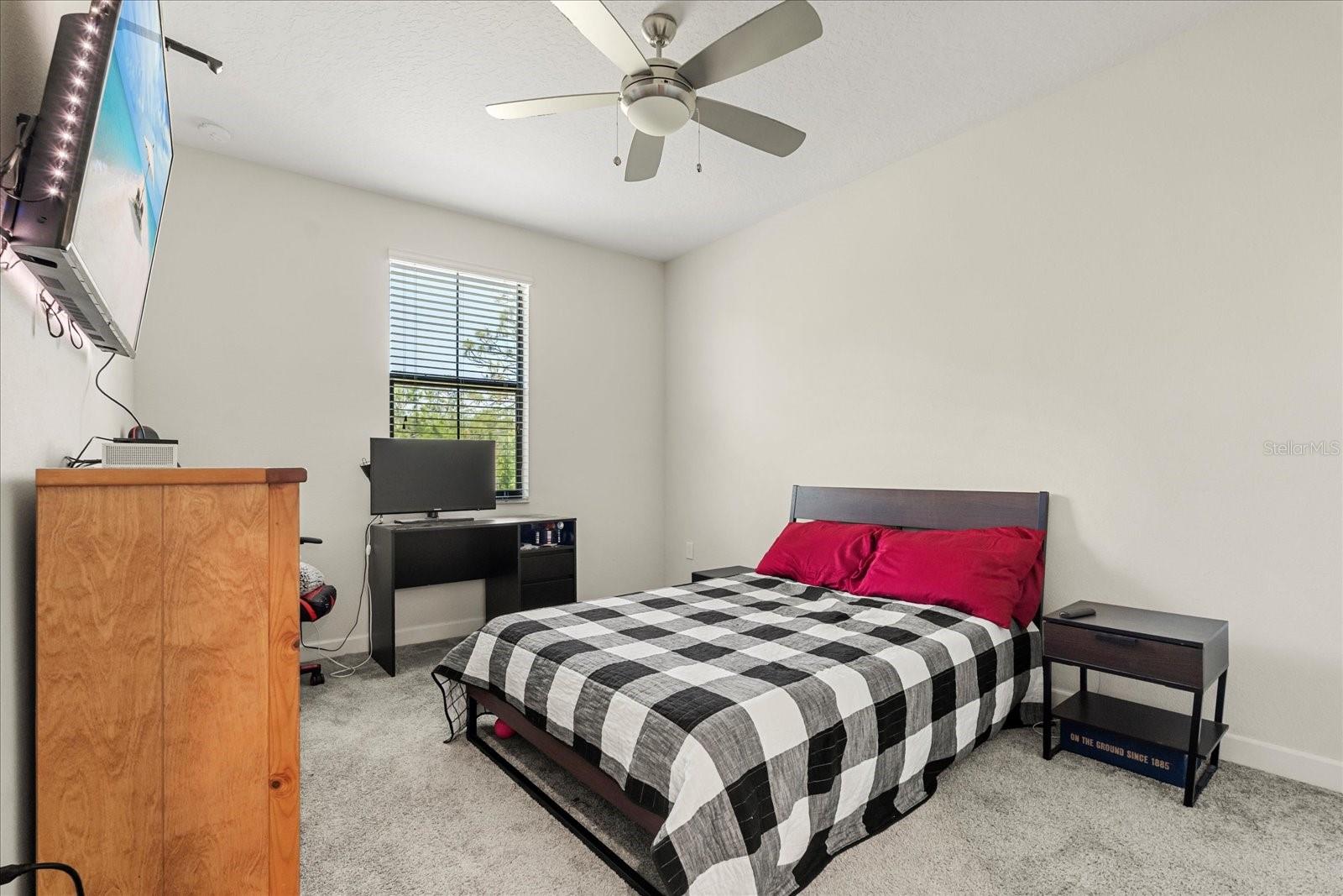 Image 20 of 33 For 11120 Whistling Pine Way