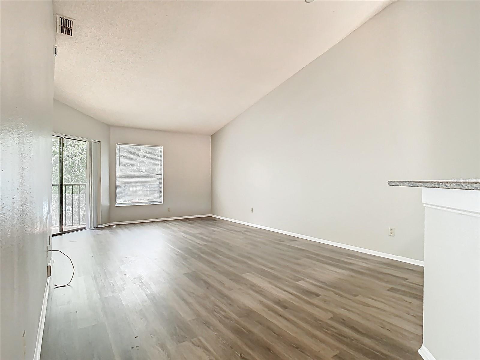 Image 10 of 36 For 7806 Sugar Brook Court 7806