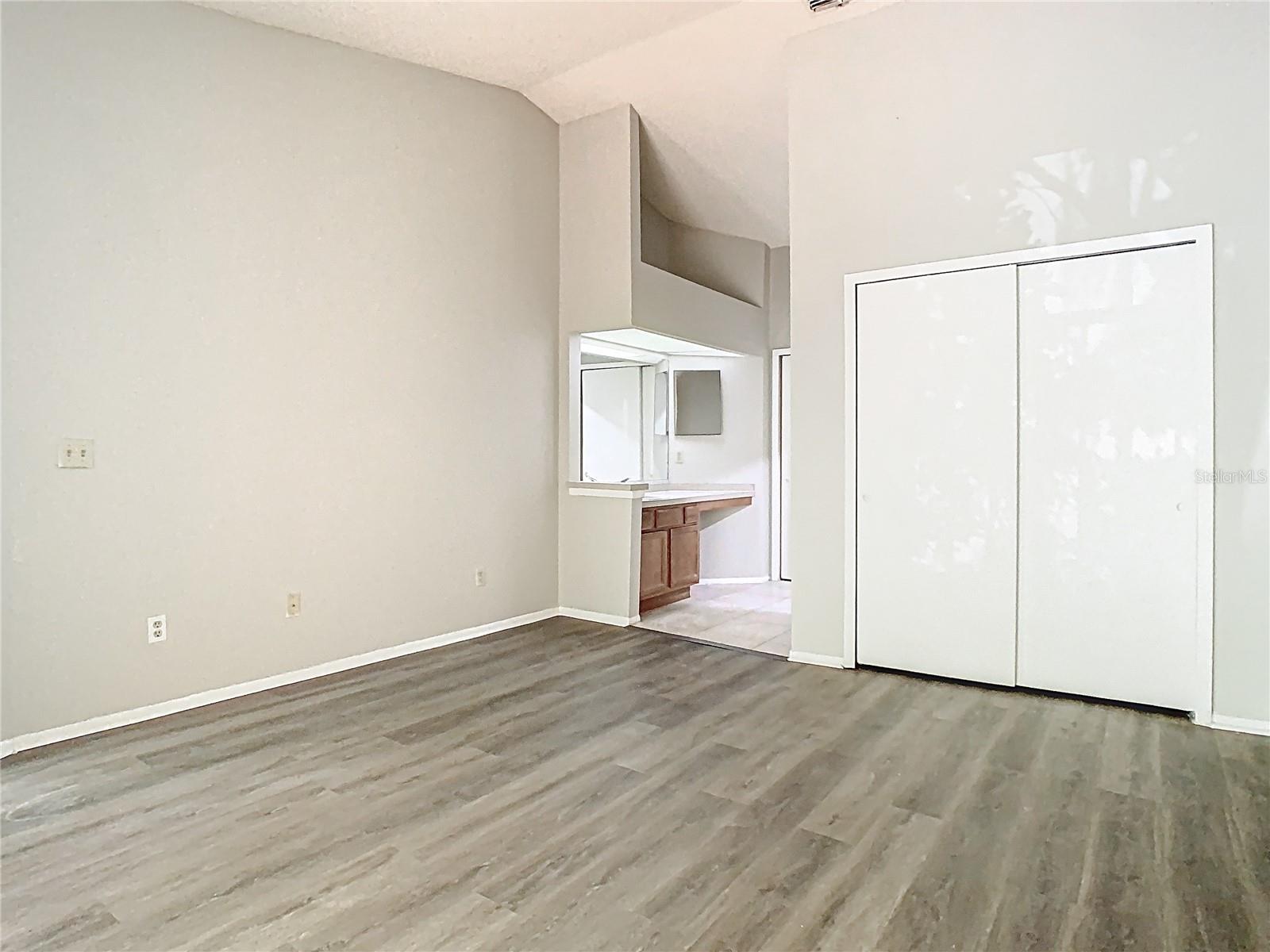 Image 14 of 36 For 7806 Sugar Brook Court 7806