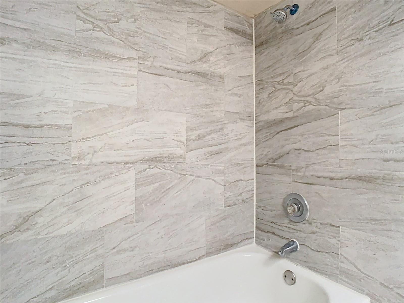 Image 17 of 36 For 7806 Sugar Brook Court 7806