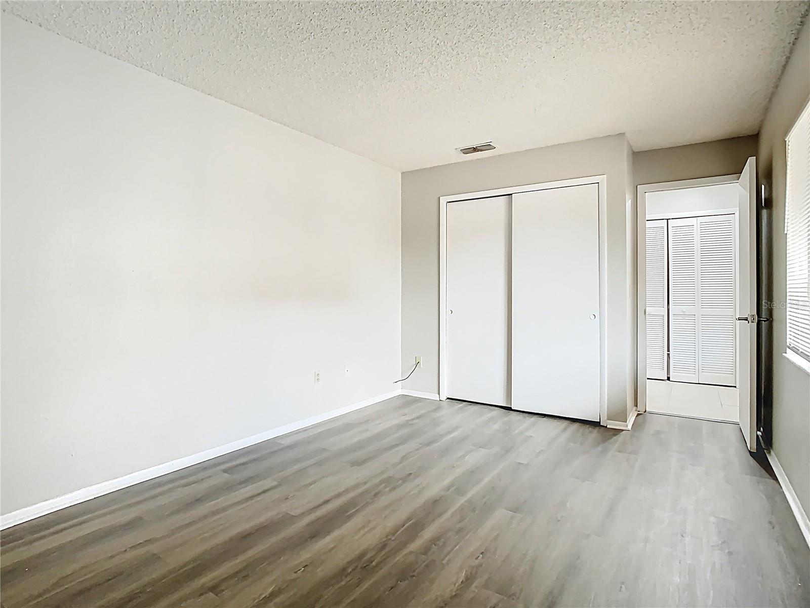 Image 20 of 36 For 7806 Sugar Brook Court 7806