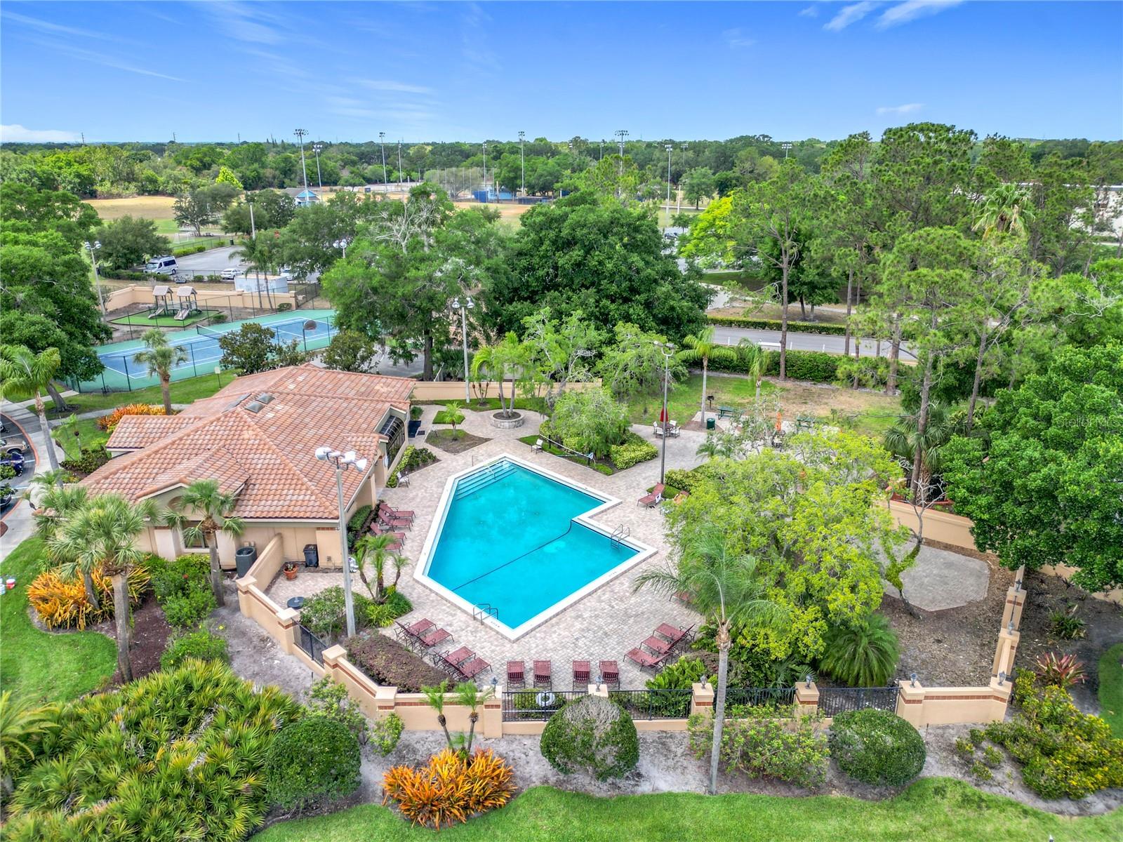 Image 30 of 36 For 7806 Sugar Brook Court 7806