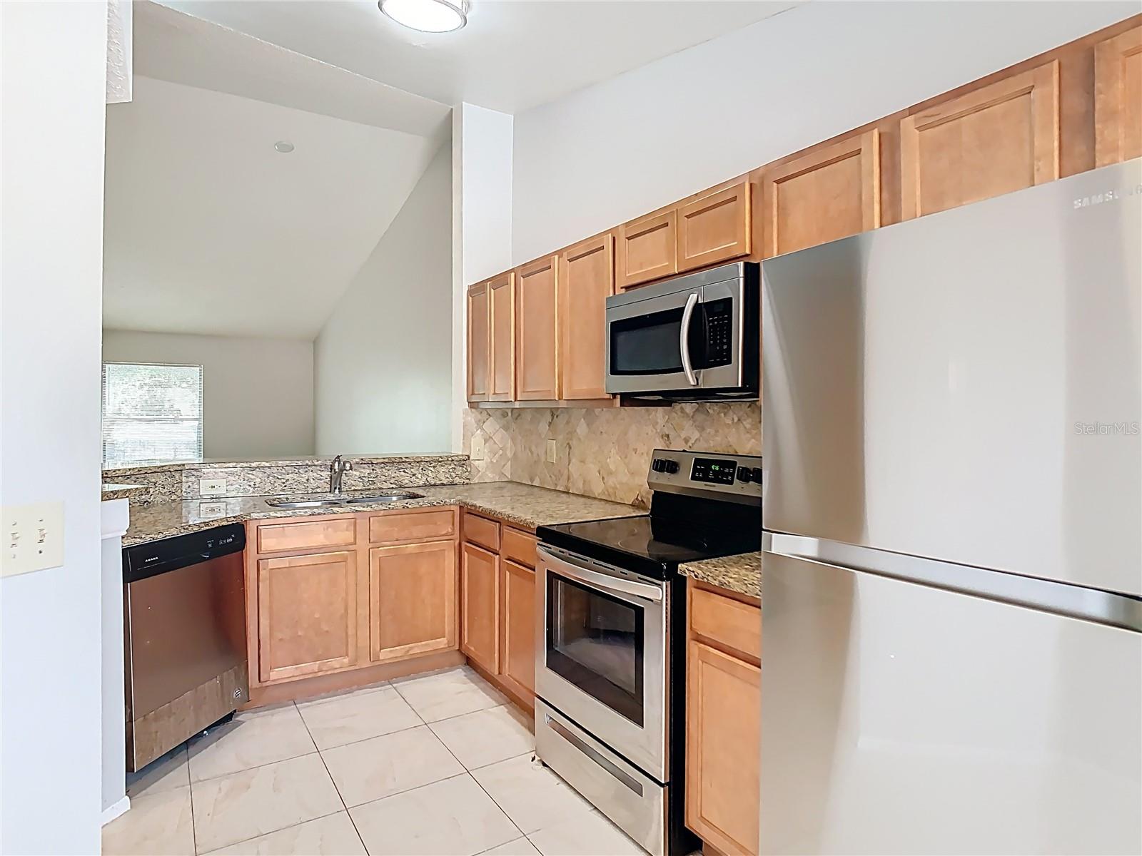 Image 8 of 36 For 7806 Sugar Brook Court 7806