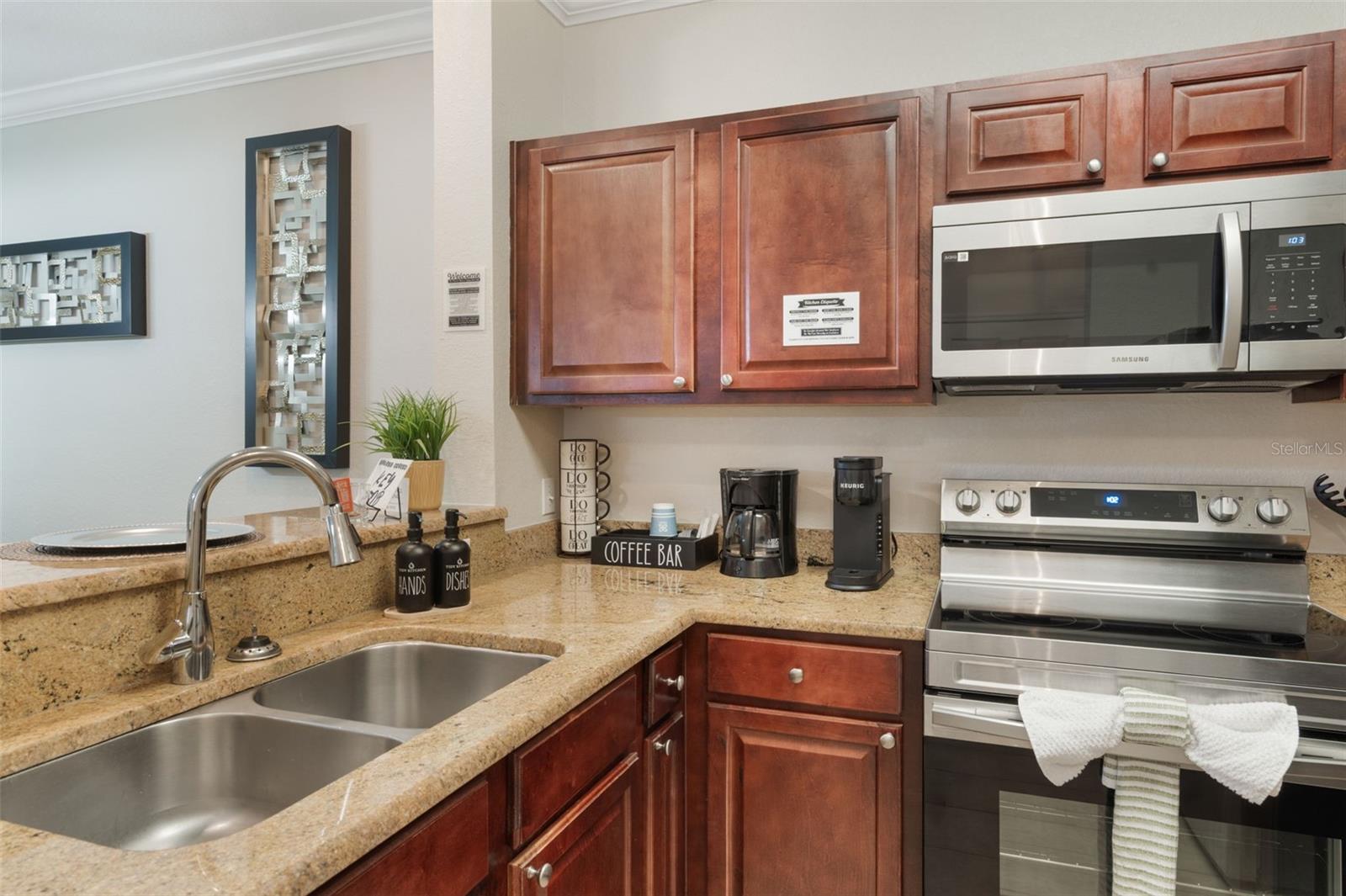 Image 12 of 53 For 1375 Tuscana Lane 1207