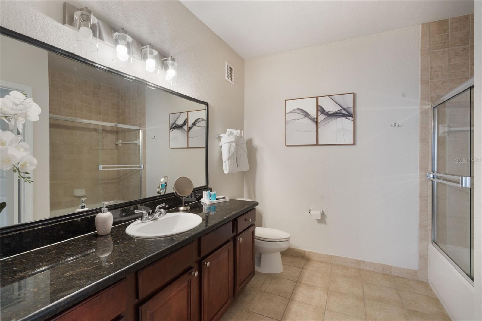 Image 16 of 53 For 1375 Tuscana Lane 1207