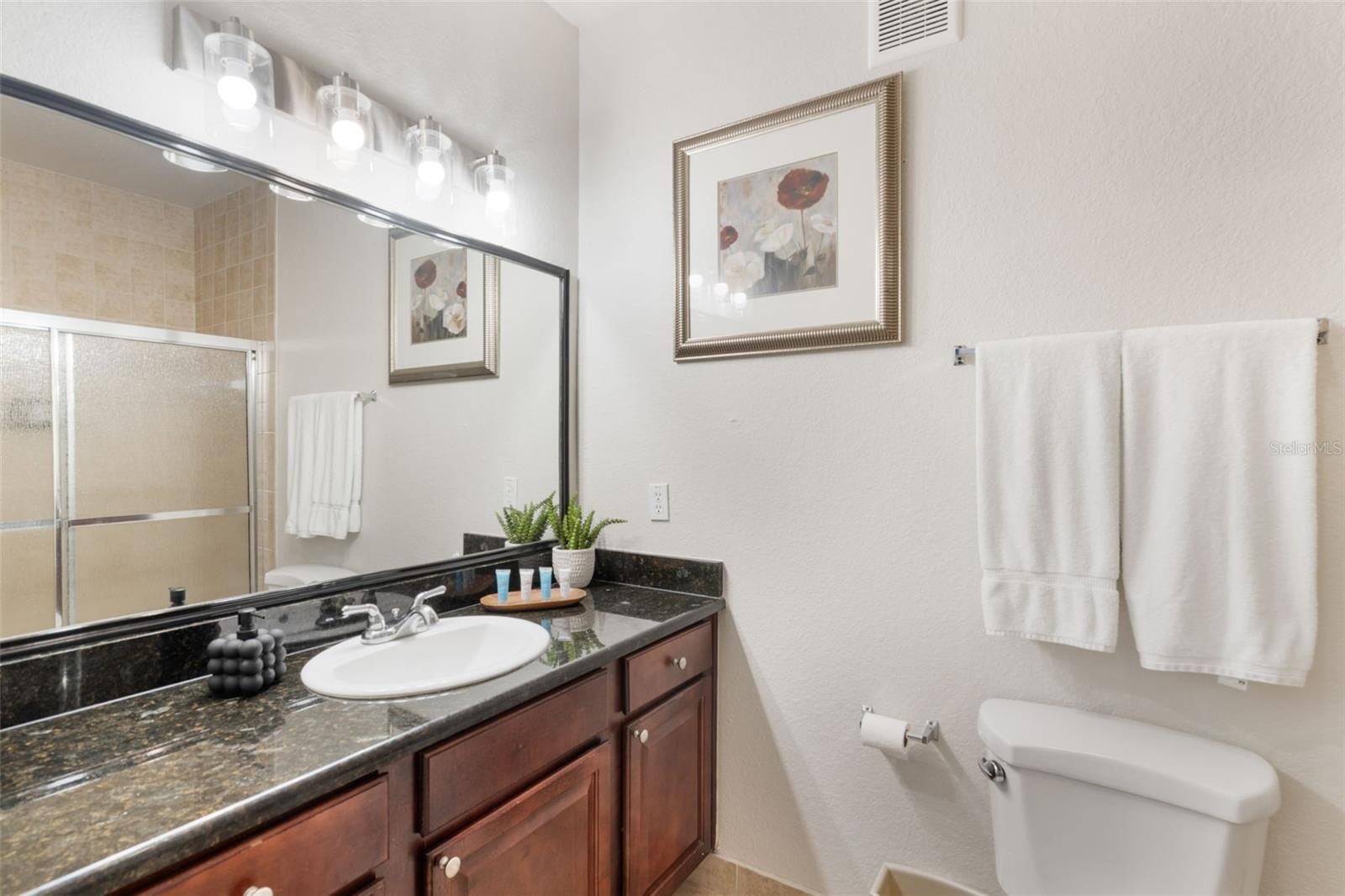 Image 21 of 53 For 1375 Tuscana Lane 1207
