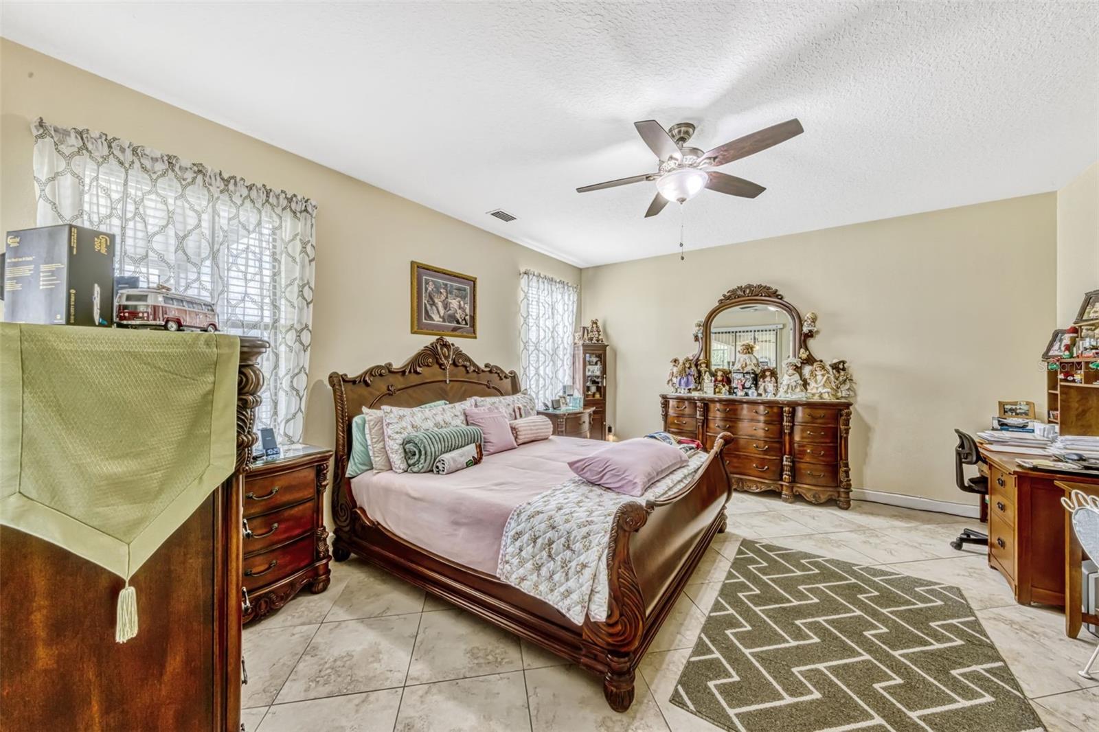 Image 18 of 56 For 4337 Summer Breeze Way
