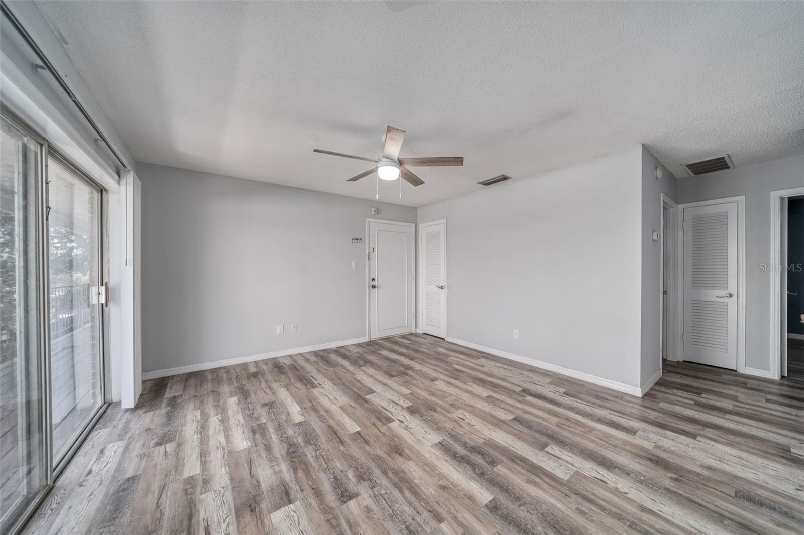 Image 6 of 15 For 525 Georgetown Drive D