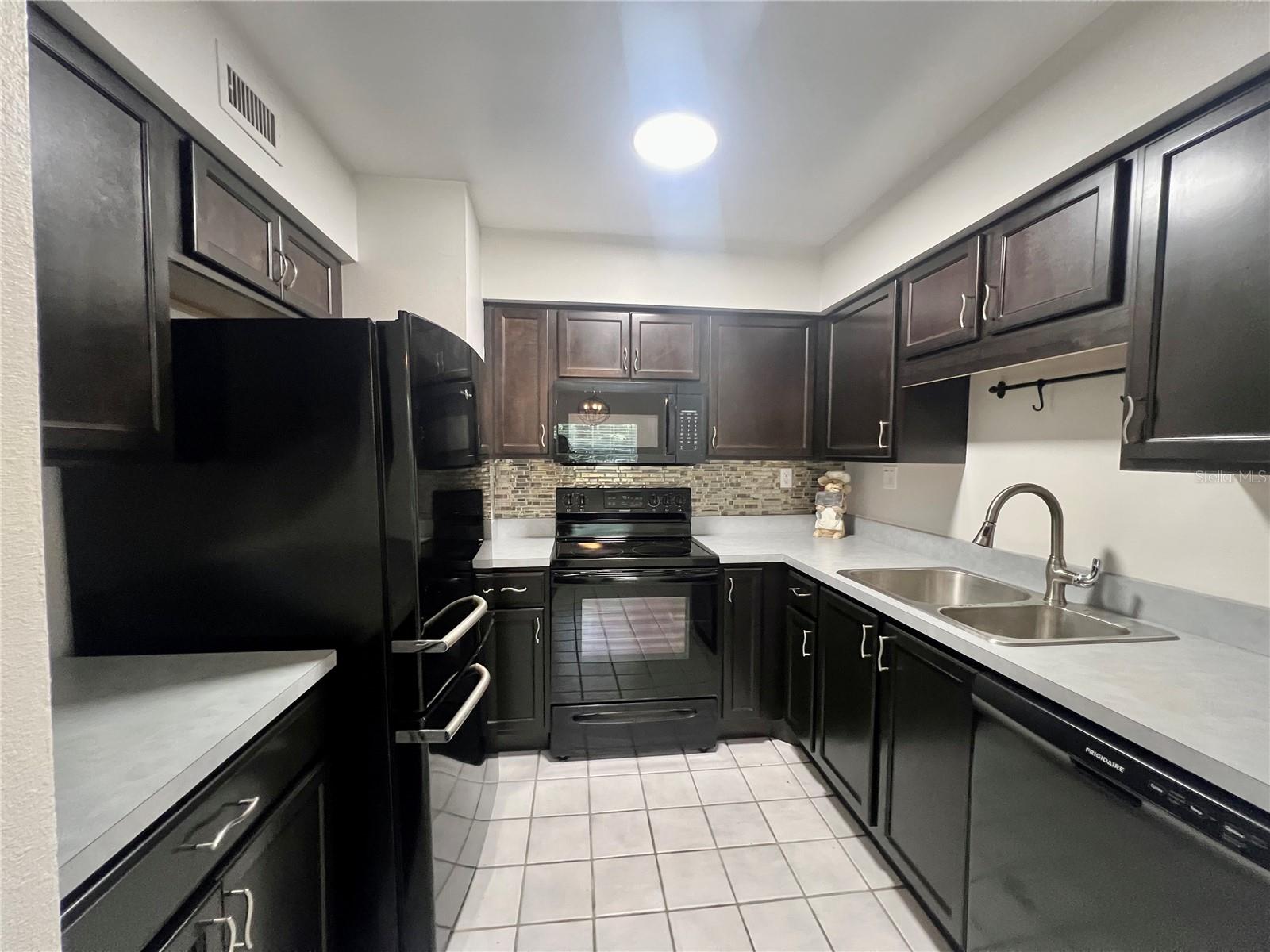 Image 9 of 19 For 3007 George Mason Avenue H-3d