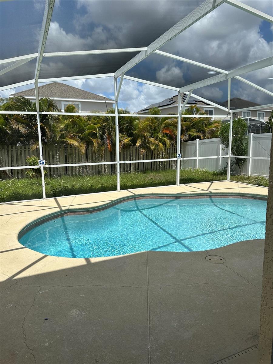 Image 7 of 17 For 14344 Sun Bay Drive