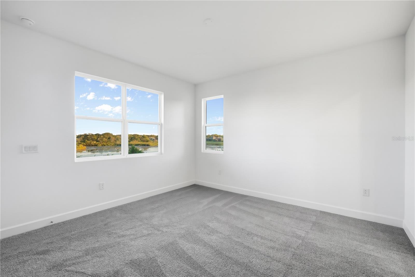 Image 25 of 41 For 9120 Players Drive