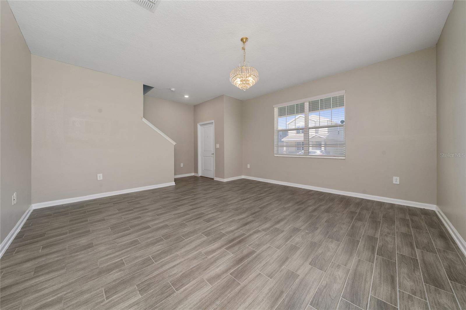Image 14 of 21 For 6452 Sprucepine Lane