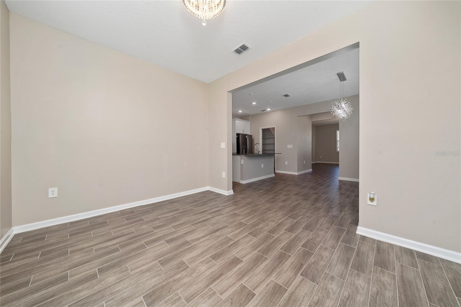 Image 16 of 21 For 6452 Sprucepine Lane