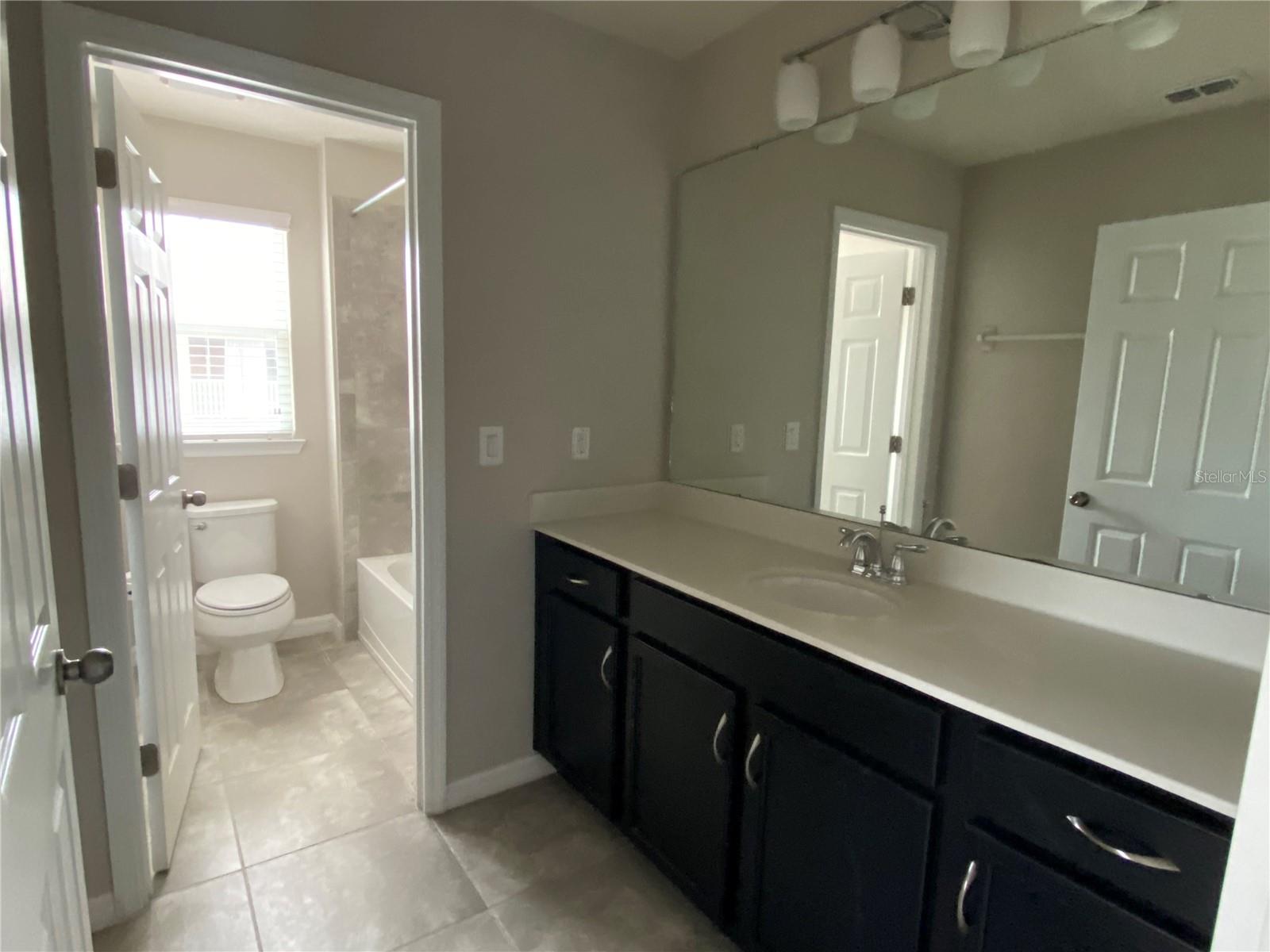 Image 12 of 25 For 2577 Folio Way