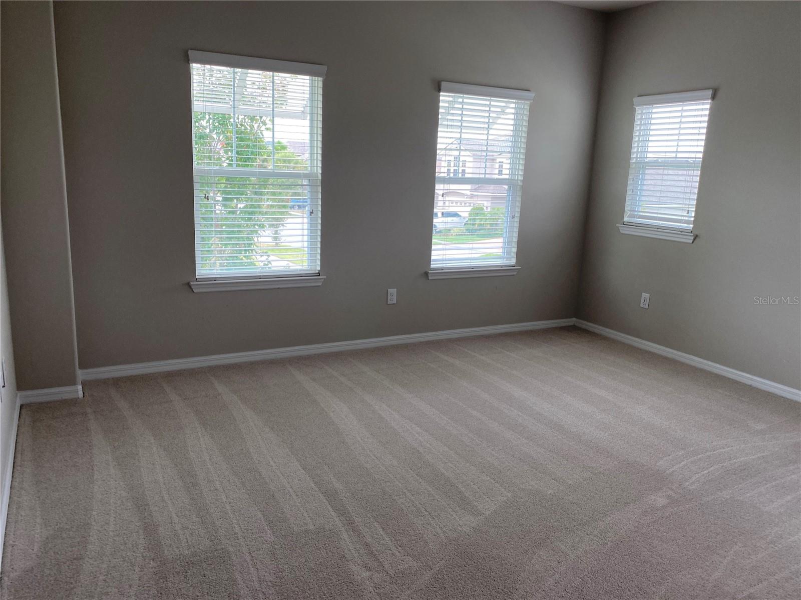 Image 13 of 25 For 2577 Folio Way