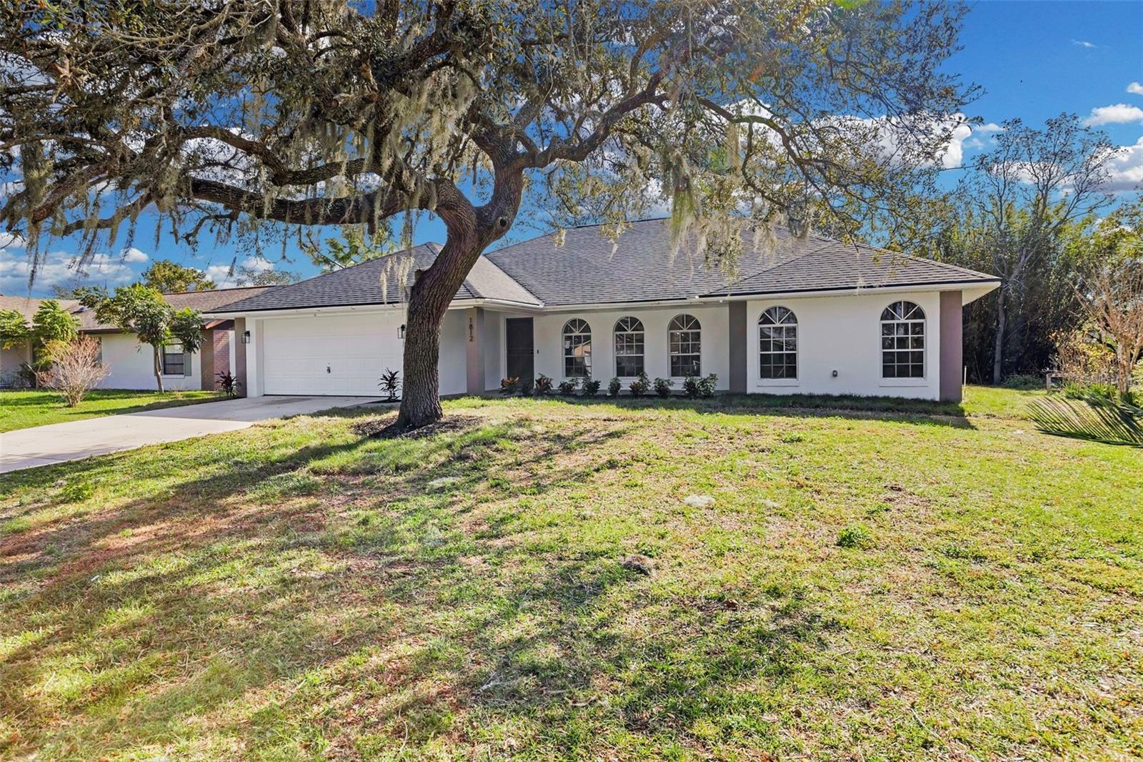 Image 4 of 32 For 1812 Corolla Court