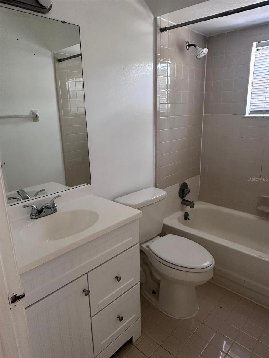 Image 7 of 10 For 222 Chadworth Drive