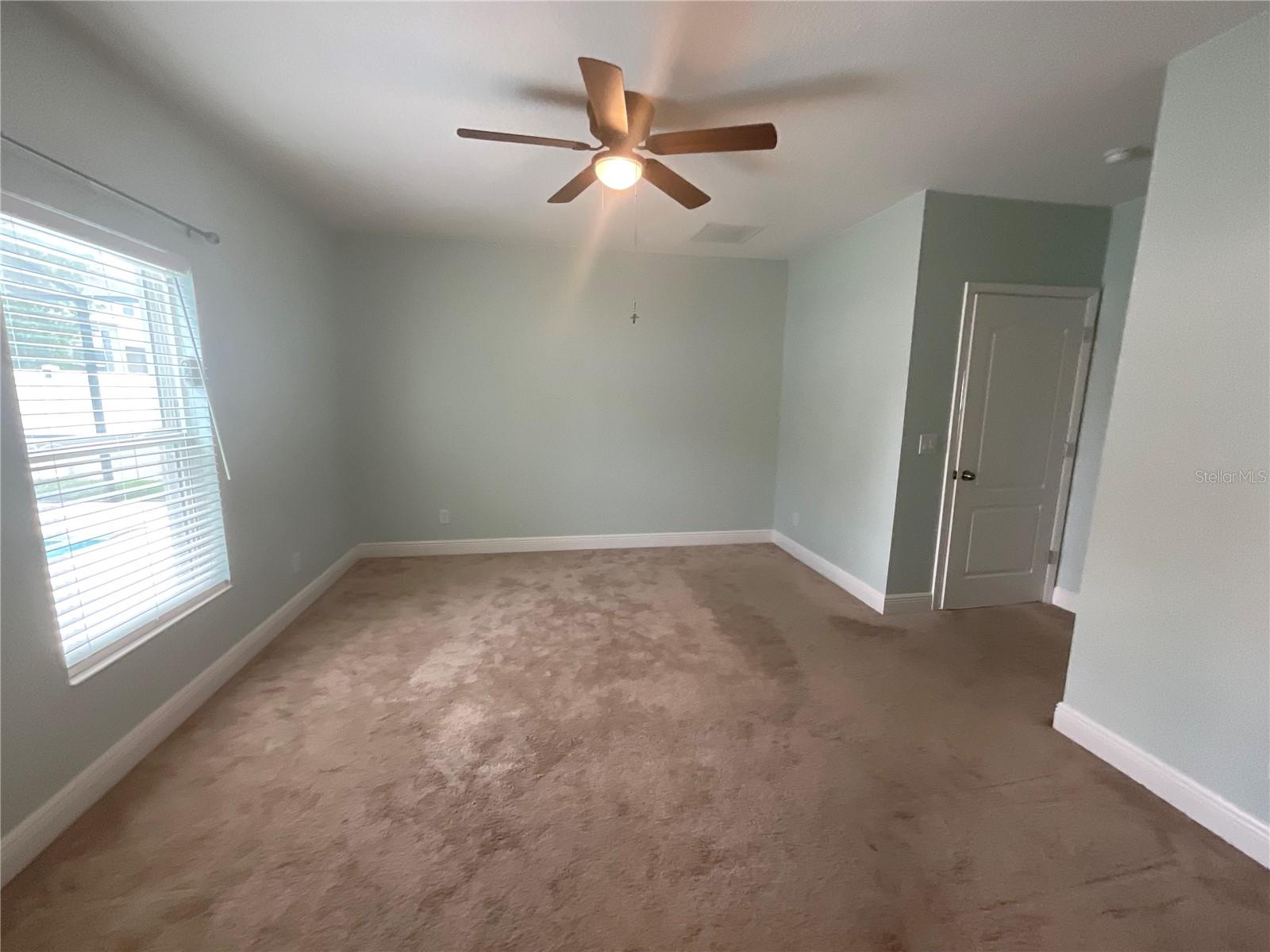 Image 17 of 21 For 878 Benjamin Trl