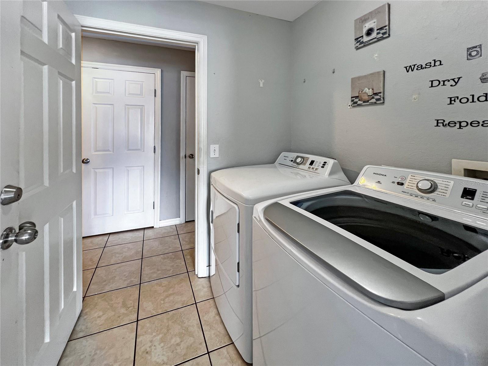 Image 11 of 38 For 8439 Adele Road